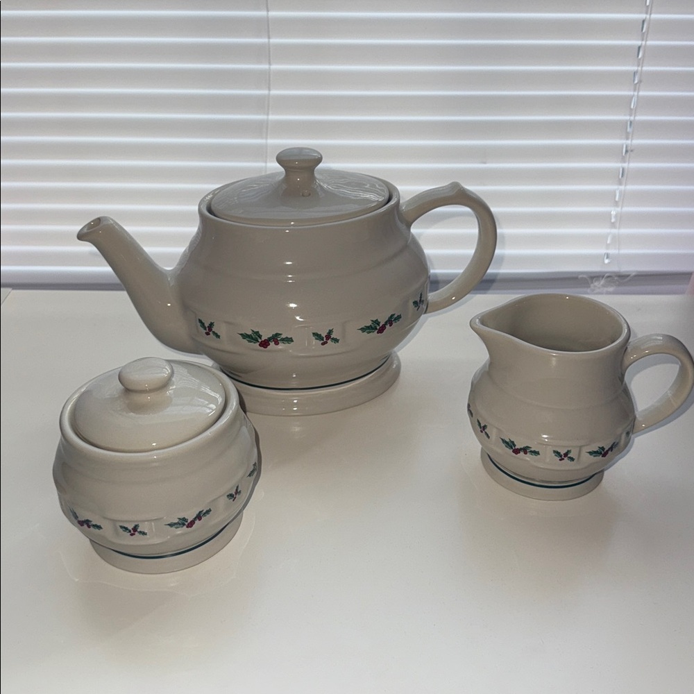 Longaberger Pottery Cream Teapot -Sugar And‎ Cream Set